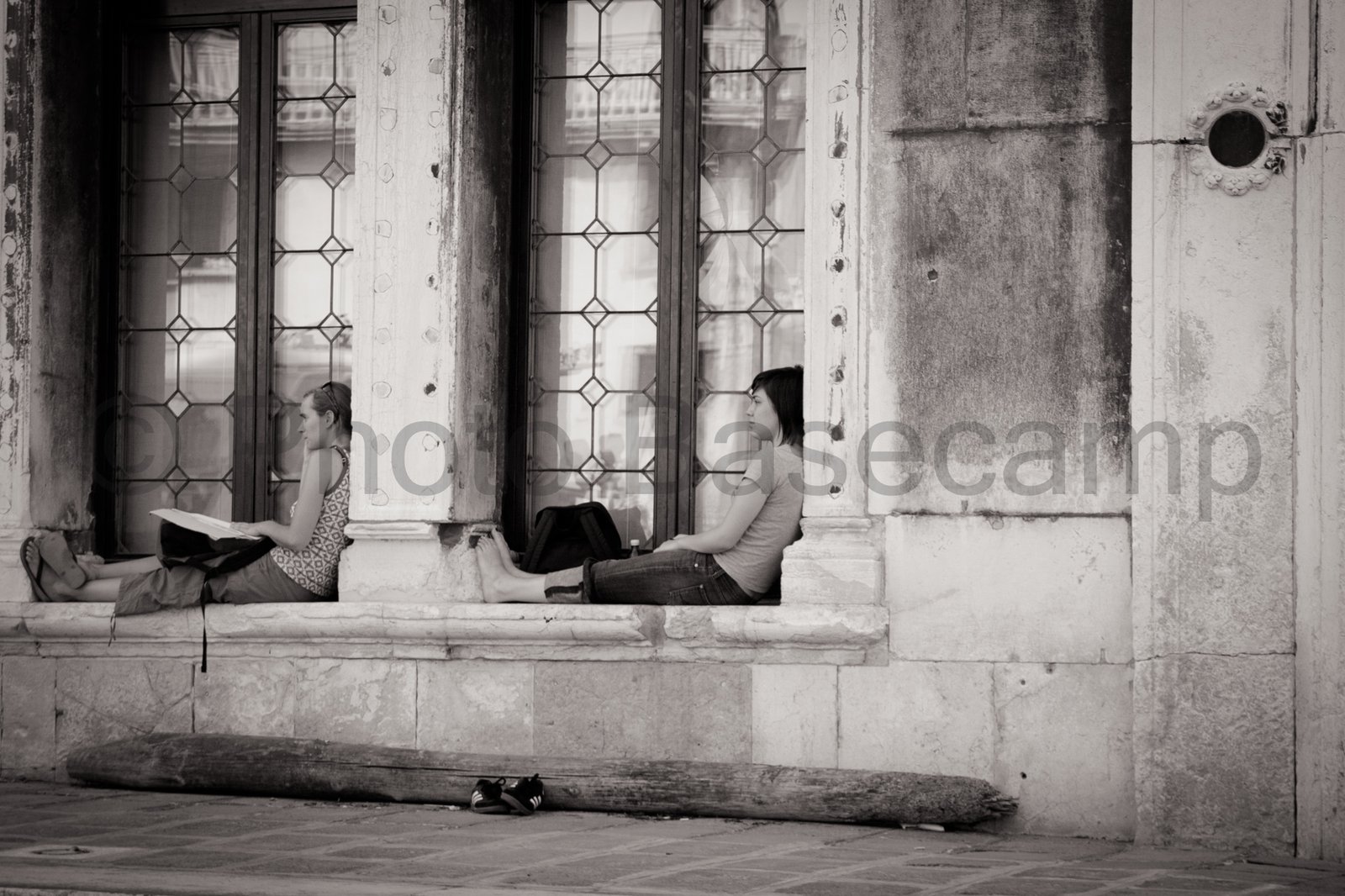 People Reading in Venice People Reading in Venice